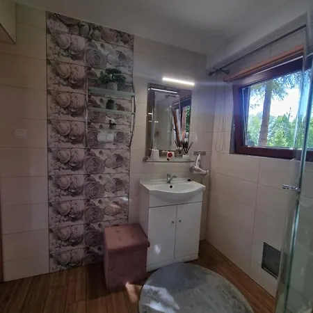 度假居 Nad Stawem I *